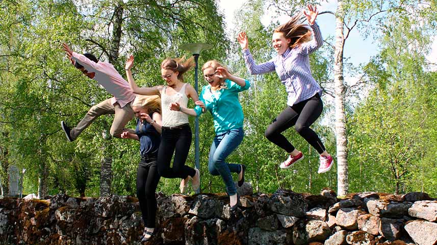 kesätyöseteli_nuoria