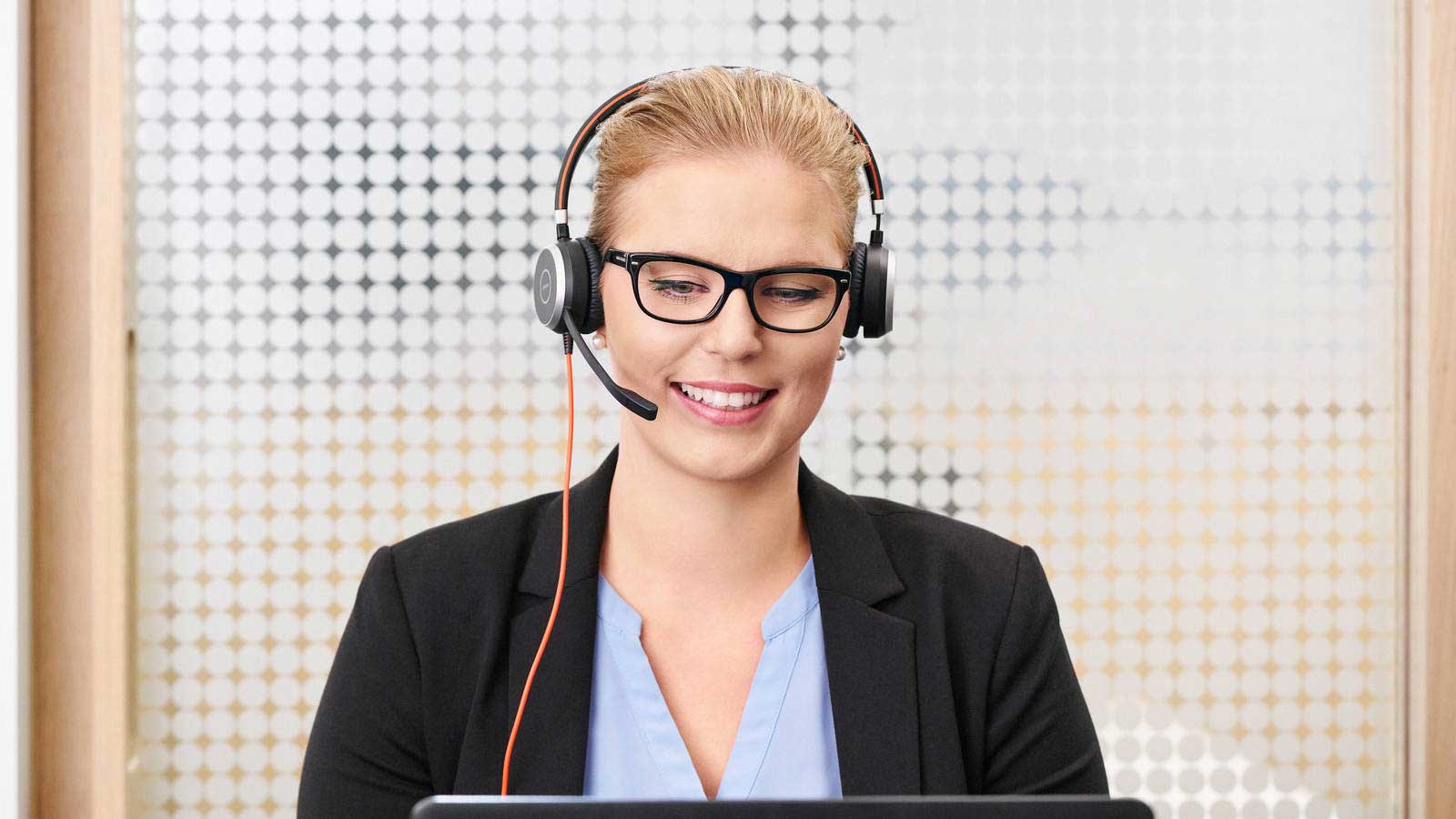 Henkilökunnan yhteystiedot